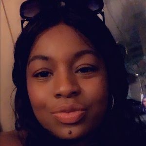 Meet your Posher, Deja